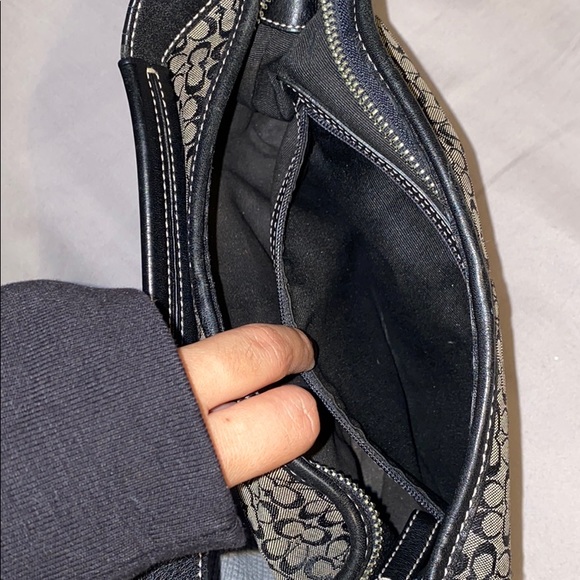 SOLD: Vintage Coach Bag - Picture 4 of 5